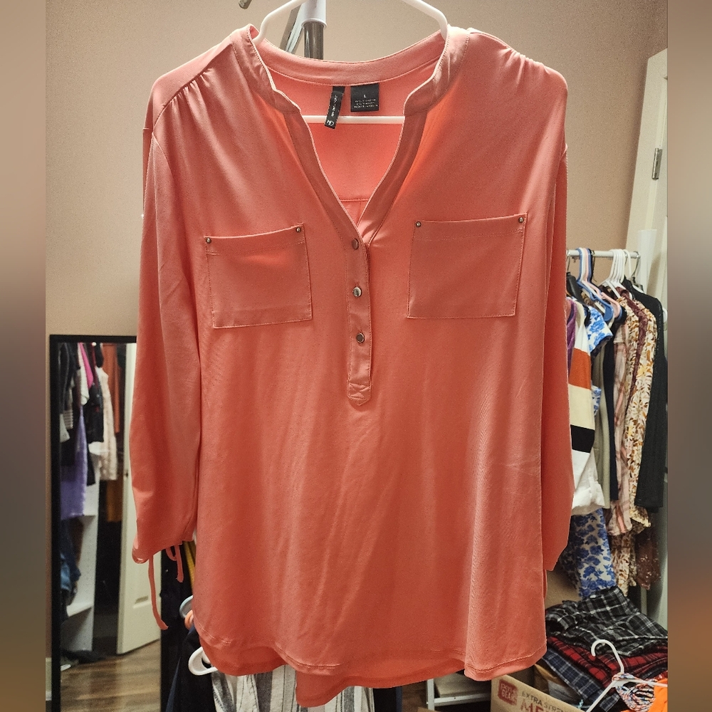 Women's Coral New Directions Top Size Large